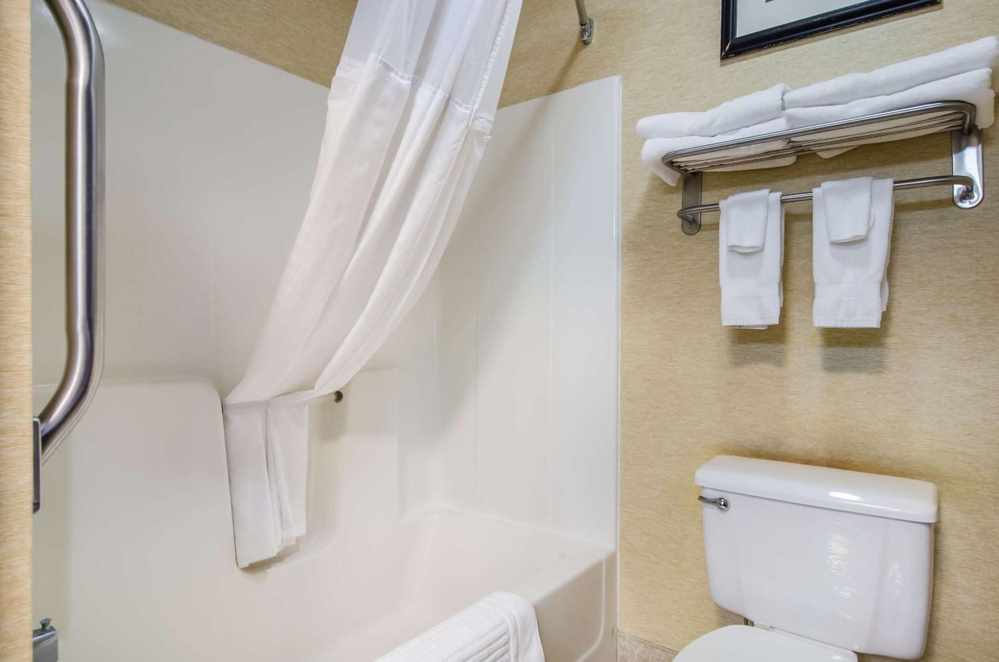 Quality Inn Goodland I-70 Экстерьер фото